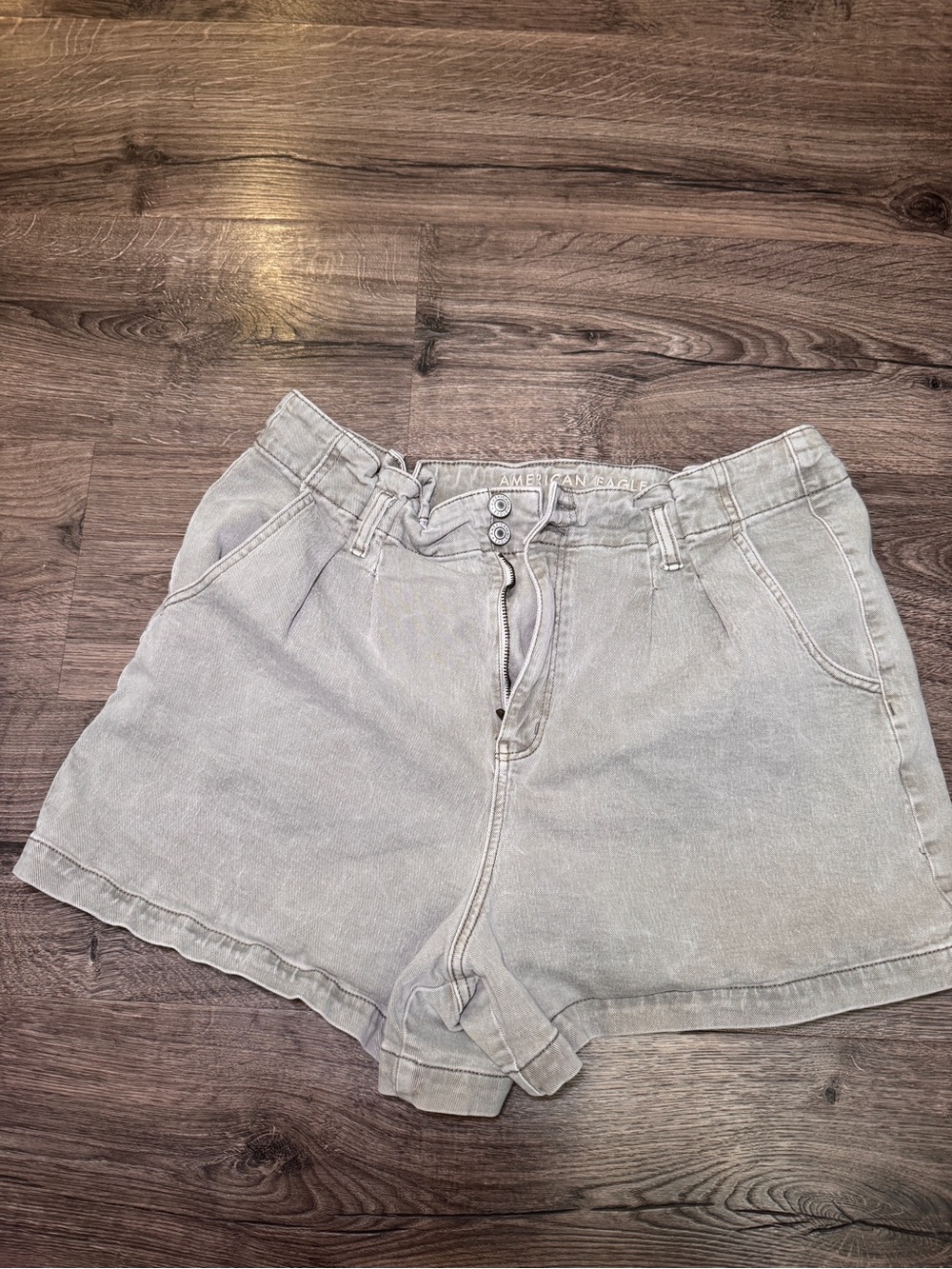 American Eagle Outfitters Light green High-Rise Jean Shorts